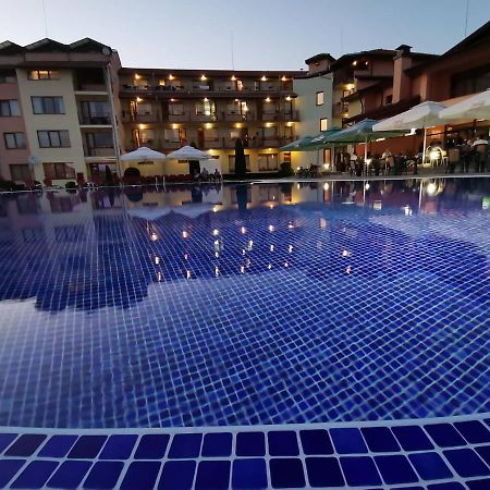 Hotel Grand ซาโมคอฟ ภายนอก รูปภาพ